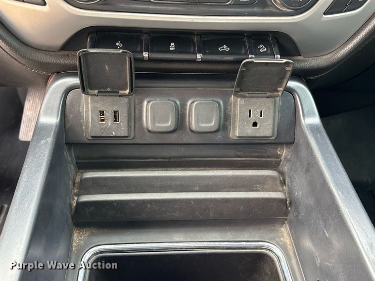 image for item OK9486 2018 GMC Sierra 1500 Crew Cab pickup truck