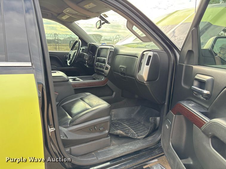 image for item OK9486 2018 GMC Sierra 1500 Crew Cab pickup truck