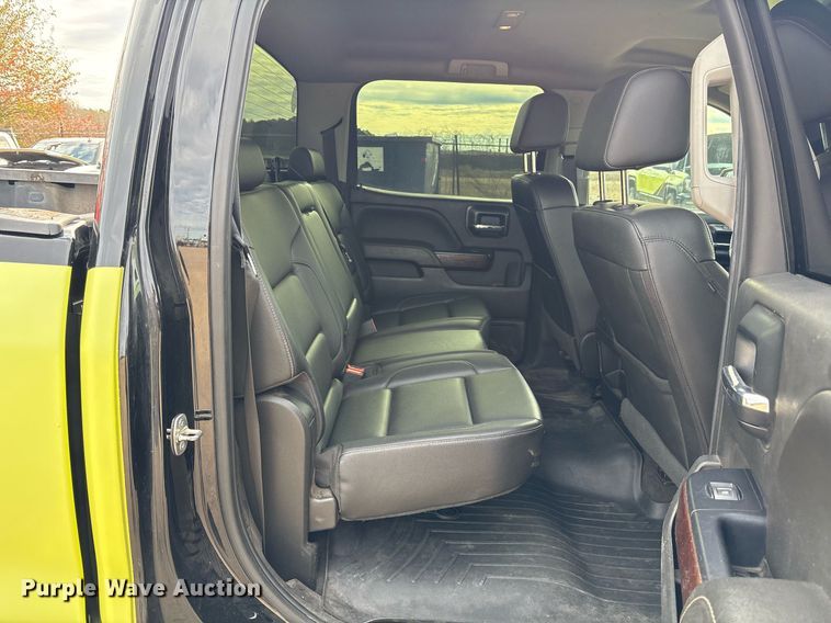 image for item OK9486 2018 GMC Sierra 1500 Crew Cab pickup truck