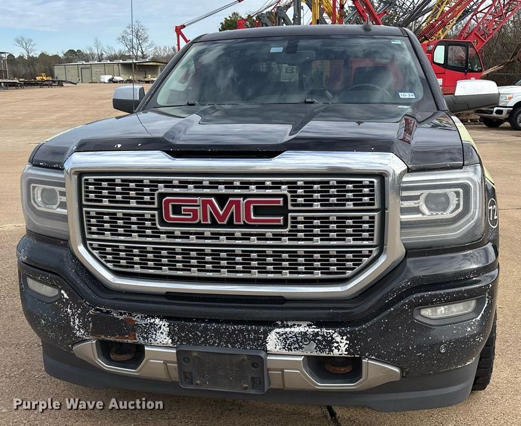 image for item OK9487 2018 GMC Sierra 1500 Crew Cab pickup truck