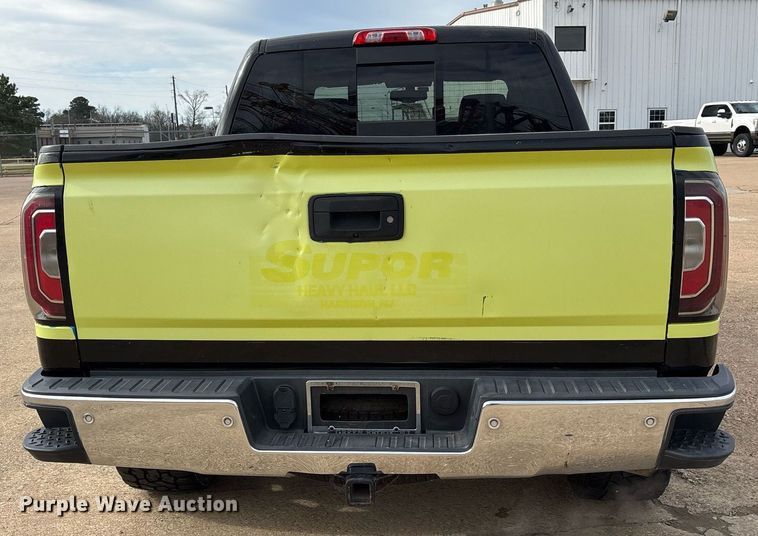 image for item OK9487 2018 GMC Sierra 1500 Crew Cab pickup truck