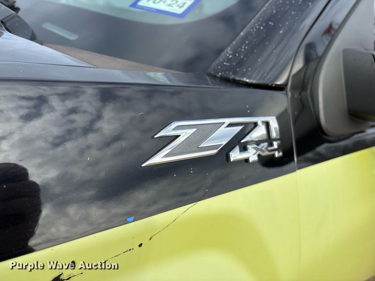 image for item OK9487 2018 GMC Sierra 1500 Crew Cab pickup truck