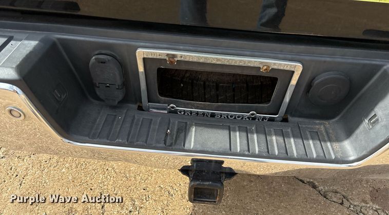 image for item OK9487 2018 GMC Sierra 1500 Crew Cab pickup truck