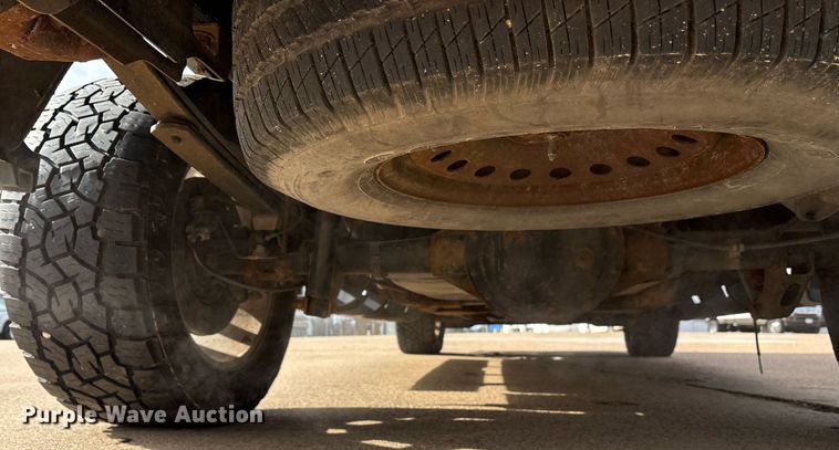 image for item OK9487 2018 GMC Sierra 1500 Crew Cab pickup truck