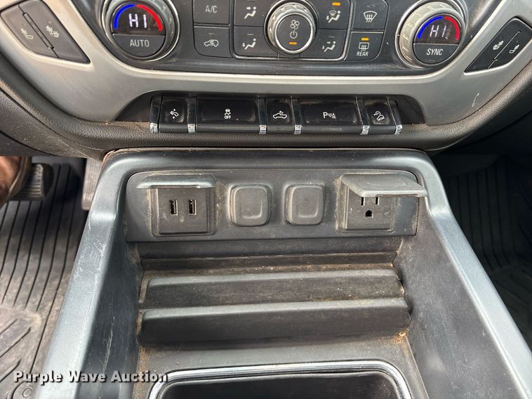 image for item OK9487 2018 GMC Sierra 1500 Crew Cab pickup truck