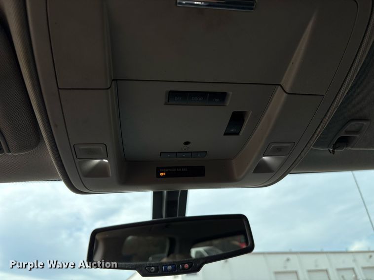 image for item OK9487 2018 GMC Sierra 1500 Crew Cab pickup truck