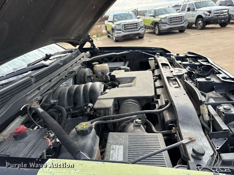 image for item OK9487 2018 GMC Sierra 1500 Crew Cab pickup truck