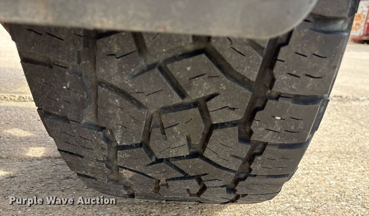 image for item OK9487 2018 GMC Sierra 1500 Crew Cab pickup truck