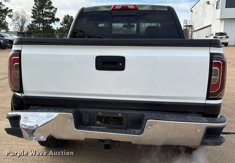 image for item OK9488 2018 GMC Sierra 1500 Crew Cab pickup truck