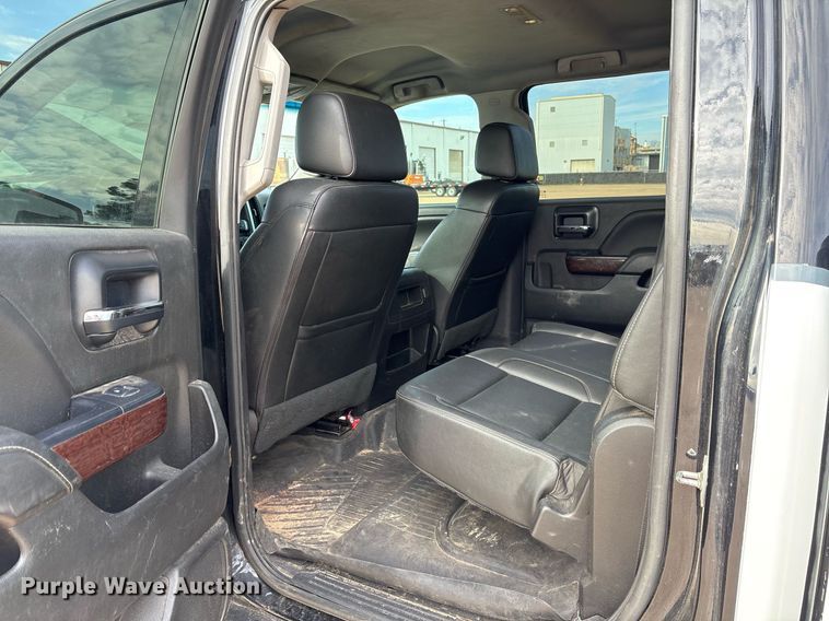 image for item OK9488 2018 GMC Sierra 1500 Crew Cab pickup truck