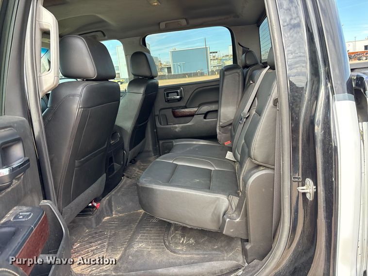 image for item OK9488 2018 GMC Sierra 1500 Crew Cab pickup truck