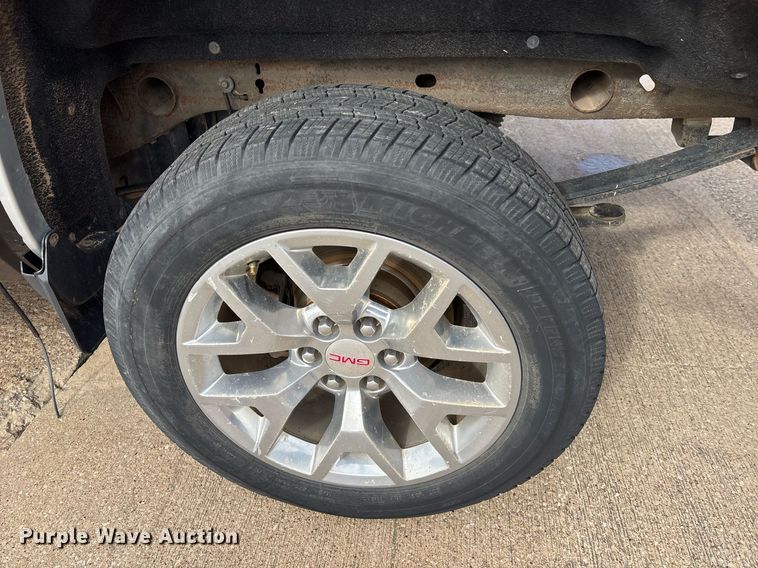 image for item OK9488 2018 GMC Sierra 1500 Crew Cab pickup truck