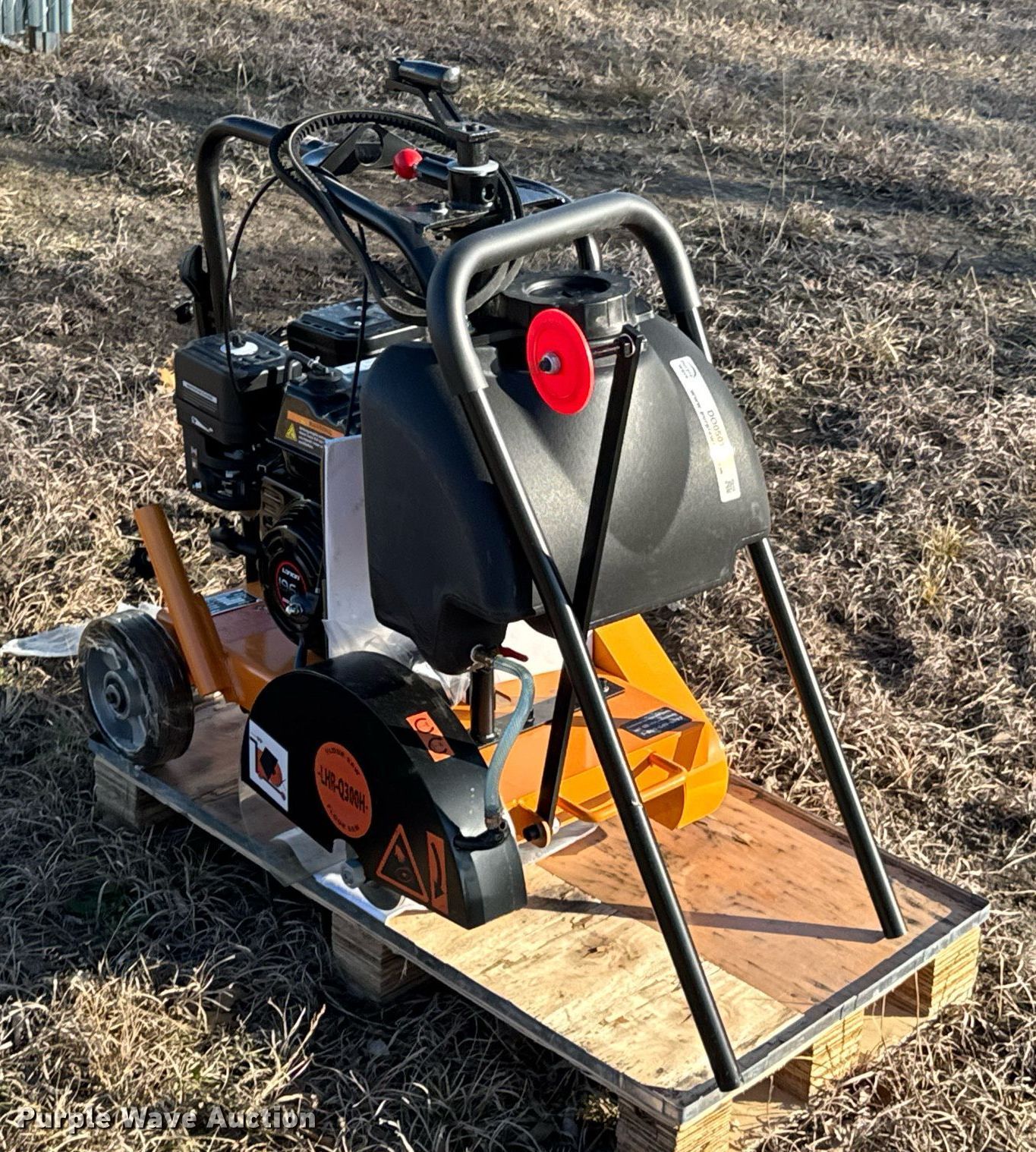LandHonor LHR-Q300H concrete saw in Yates Center, KS | Item DO0501
