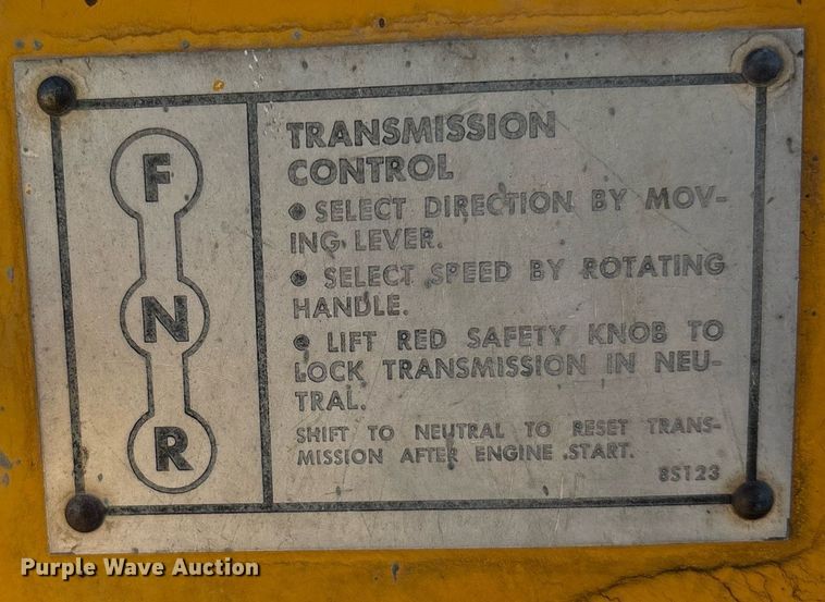 image for item DH8626 1978 Caterpillar 920 wheel loader