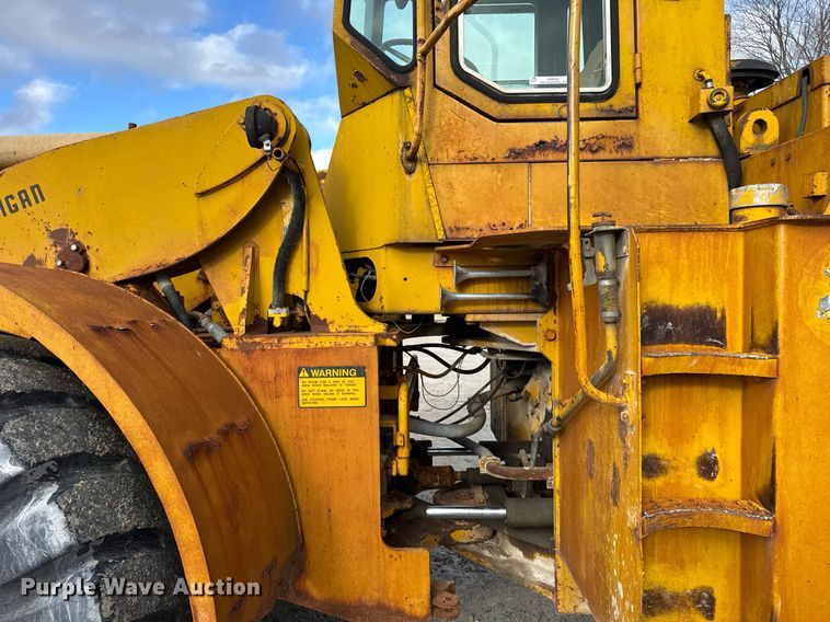 image for item DH9222 1976 Michigan  125B wheel loader