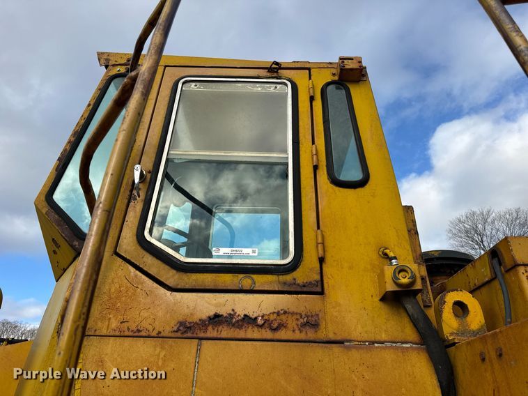 image for item DH9222 1976 Michigan  125B wheel loader