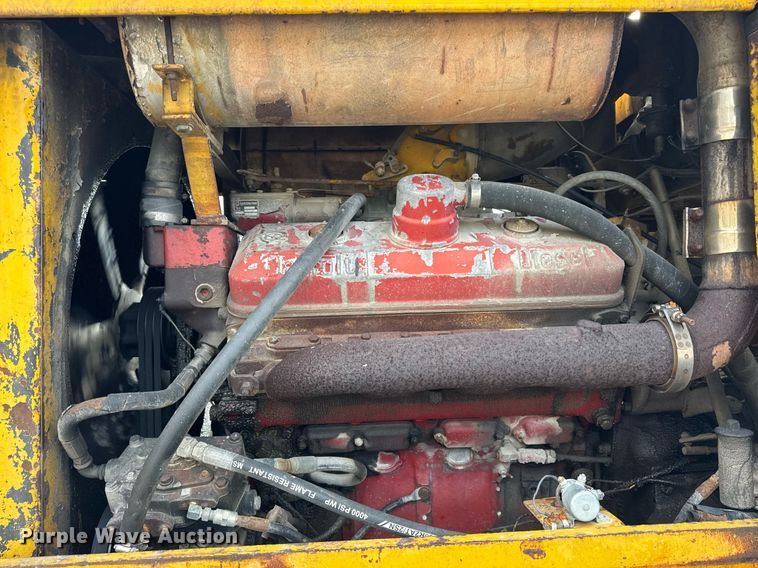 image for item DH9222 1976 Michigan  125B wheel loader