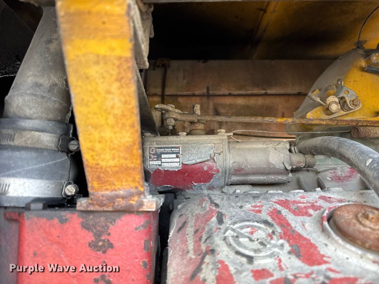 image for item DH9222 1976 Michigan  125B wheel loader