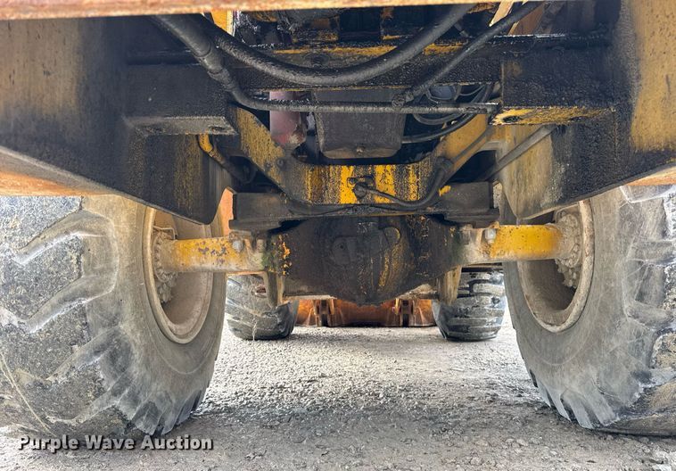 image for item DH9222 1976 Michigan  125B wheel loader