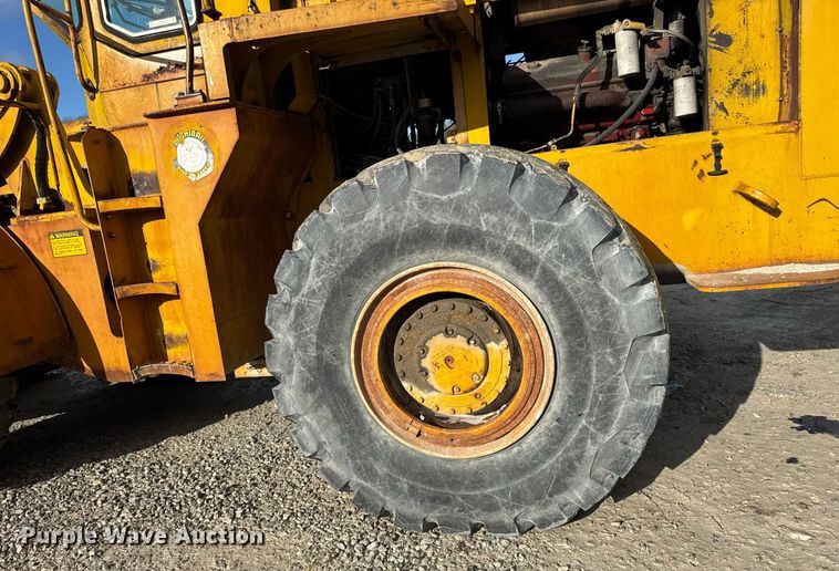 image for item DH9222 1976 Michigan  125B wheel loader