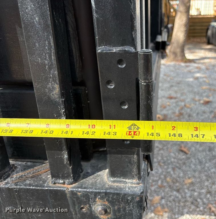 image for item DM1851 2007 Ford F450 Super Duty dump truck