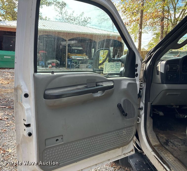 image for item DM1851 2007 Ford F450 Super Duty dump truck