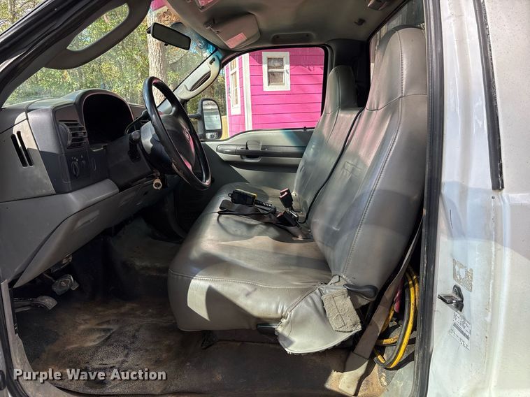 image for item DM1851 2007 Ford F450 Super Duty dump truck