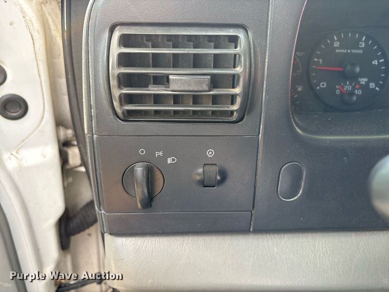 image for item DM1851 2007 Ford F450 Super Duty dump truck