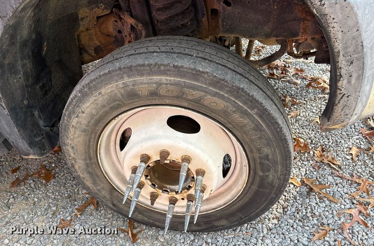 image for item DM1851 2007 Ford F450 Super Duty dump truck