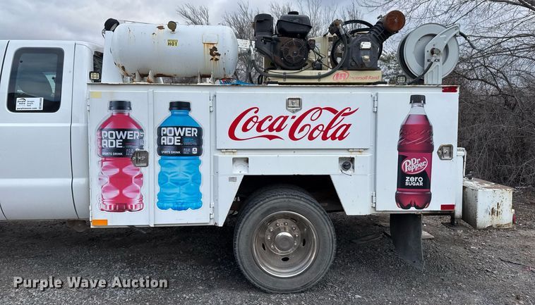 image for item DM5508 2015 Ford F450 Super Duty SuperCab utility / service truck