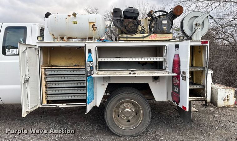 image for item DM5508 2015 Ford F450 Super Duty SuperCab utility / service truck