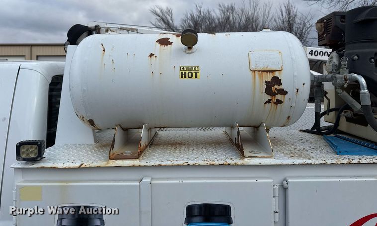 image for item DM5508 2015 Ford F450 Super Duty SuperCab utility / service truck