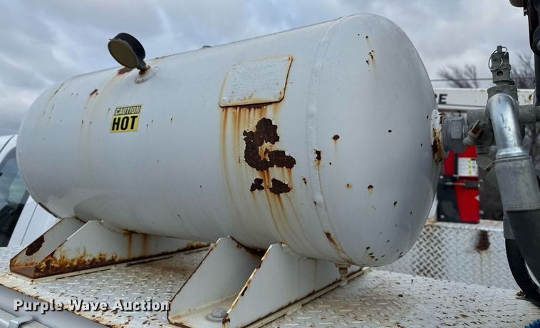 image for item DM5508 2015 Ford F450 Super Duty SuperCab utility / service truck