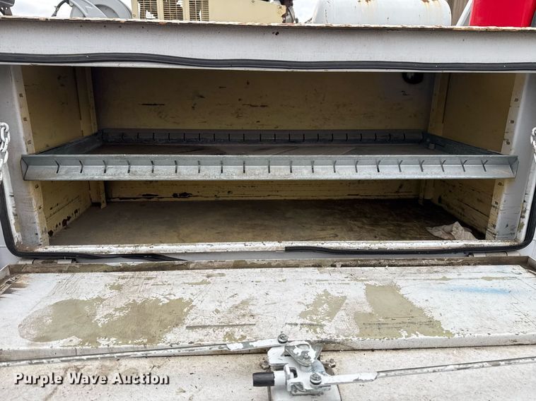 image for item DM5508 2015 Ford F450 Super Duty SuperCab utility / service truck