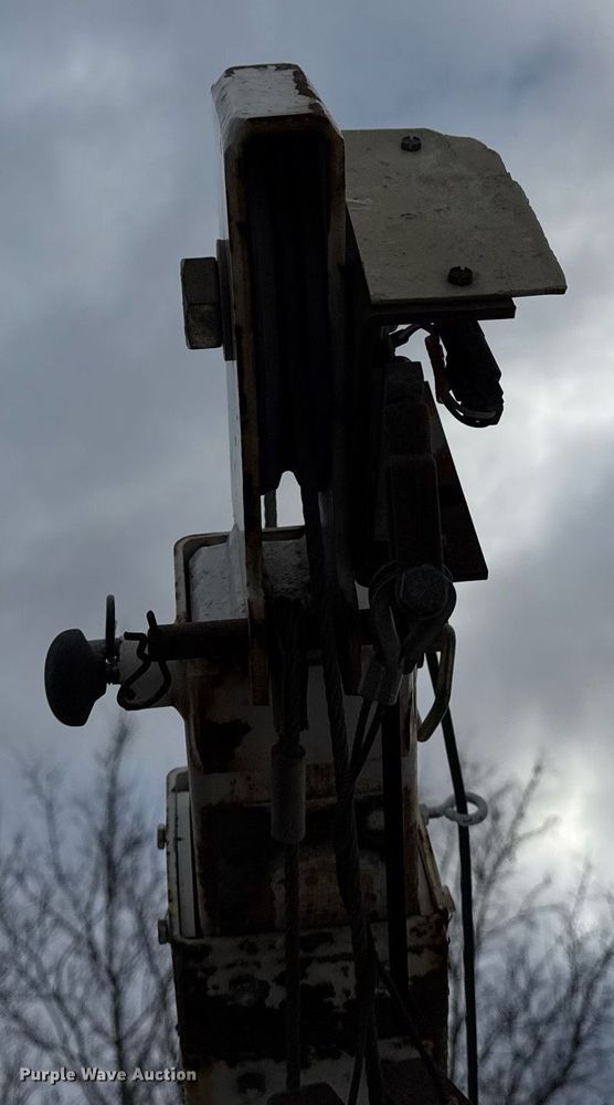 image for item DM5508 2015 Ford F450 Super Duty SuperCab utility / service truck