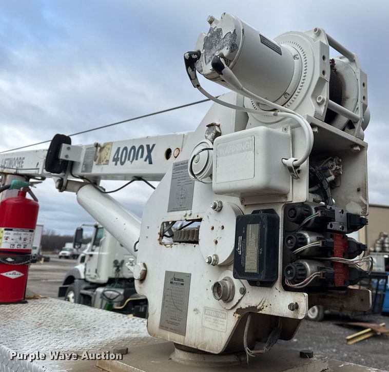 image for item DM5508 2015 Ford F450 Super Duty SuperCab utility / service truck