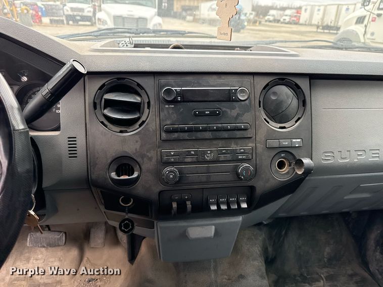 image for item DM5508 2015 Ford F450 Super Duty SuperCab utility / service truck