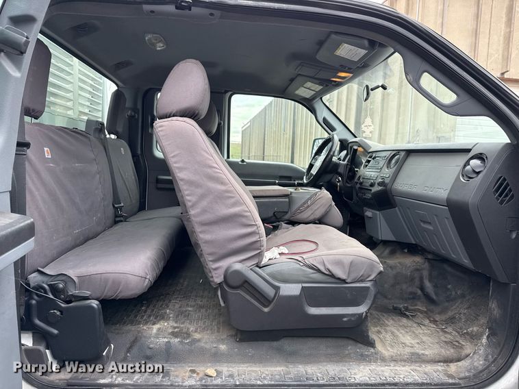 image for item DM5508 2015 Ford F450 Super Duty SuperCab utility / service truck