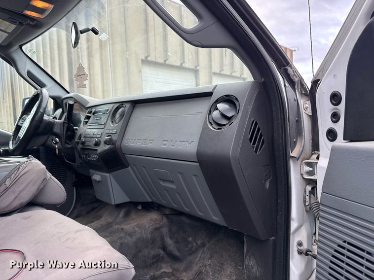 image for item DM5508 2015 Ford F450 Super Duty SuperCab utility / service truck