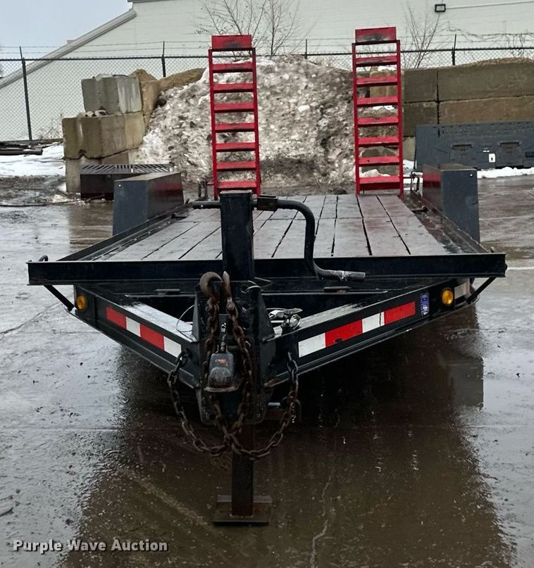 image for item DN0889 2015 Towmaster B6D equipment trailer