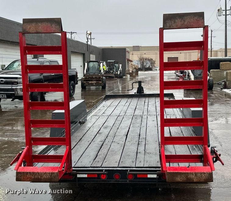 image for item DN0889 2015 Towmaster B6D equipment trailer