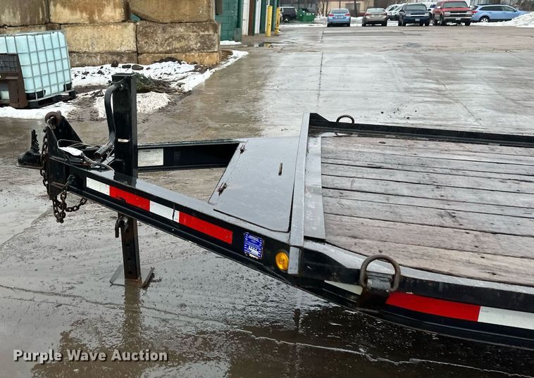 image for item DN0889 2015 Towmaster B6D equipment trailer