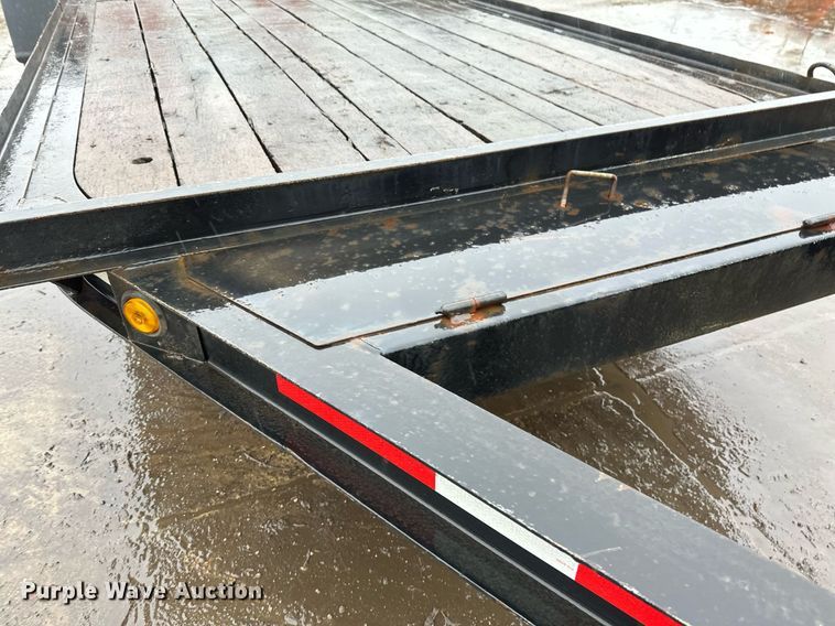 image for item DN0889 2015 Towmaster B6D equipment trailer