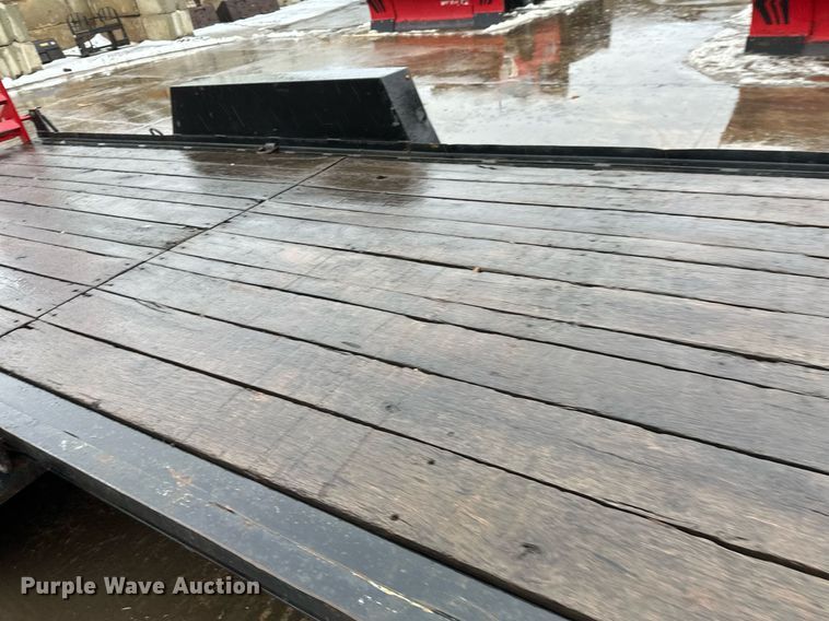 image for item DN0889 2015 Towmaster B6D equipment trailer