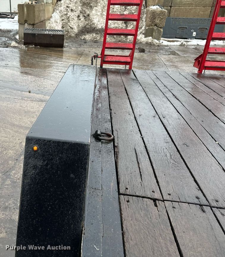 image for item DN0889 2015 Towmaster B6D equipment trailer