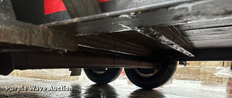 image for item DN0889 2015 Towmaster B6D equipment trailer