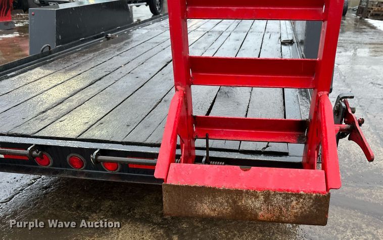 image for item DN0889 2015 Towmaster B6D equipment trailer