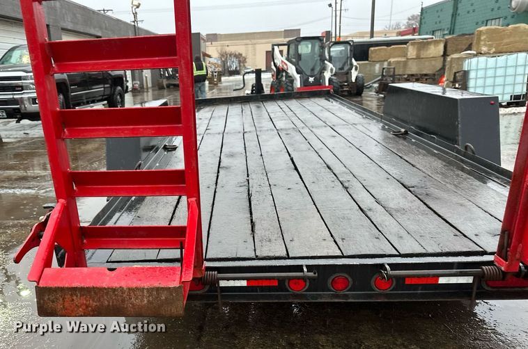 image for item DN0889 2015 Towmaster B6D equipment trailer