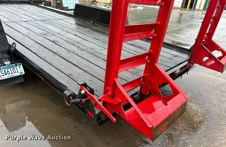 image for item DN0889 2015 Towmaster B6D equipment trailer