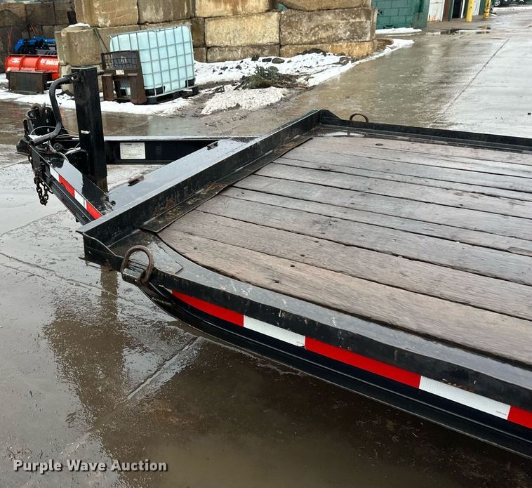 image for item DN0889 2015 Towmaster B6D equipment trailer